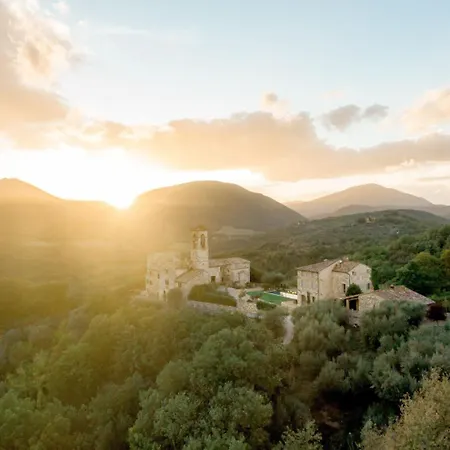 Villa Outstanding Castiglione Ugolino In Umbria Pierantonio