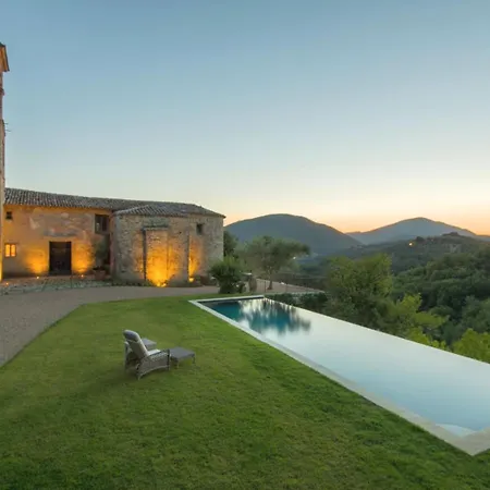 Outstanding Castiglione Ugolino In Umbria