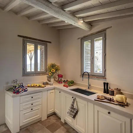 Outstanding Castiglione Ugolino In Umbria Villa *