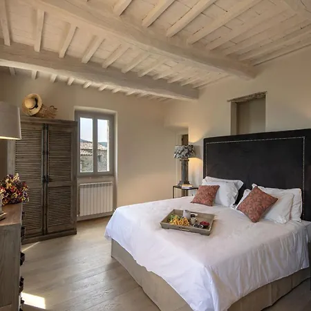 Outstanding Castiglione Ugolino In Umbria *