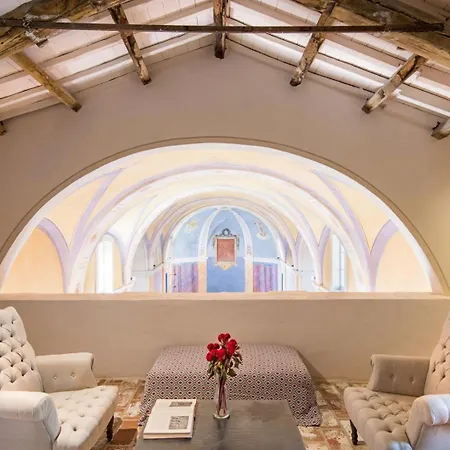 Villa Outstanding Castiglione Ugolino In Umbria *