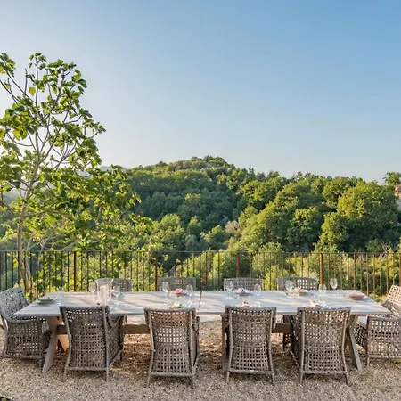 Villa Outstanding Castiglione Ugolino In Umbria *