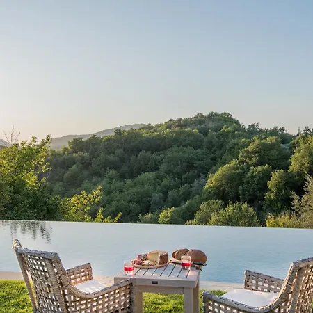 Outstanding Castiglione Ugolino In Umbria Villa Pierantonio